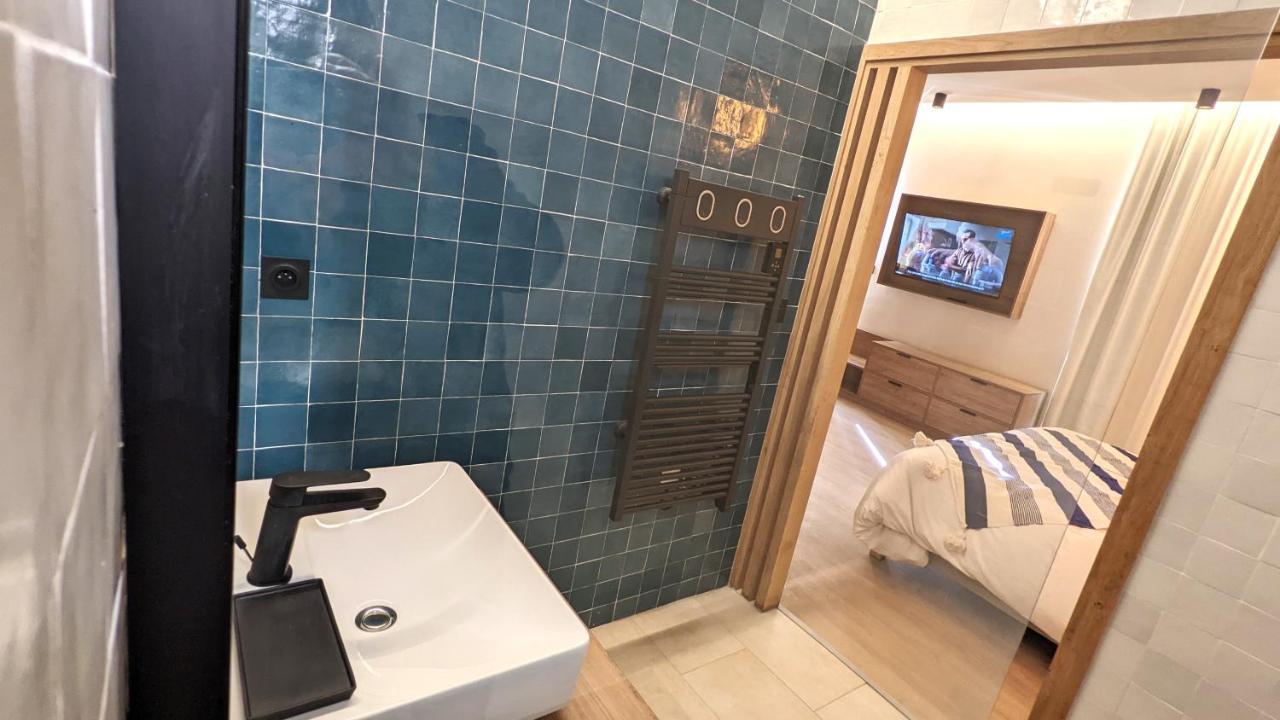 פור-ונדרה Intense Boutik-Hotel מראה חיצוני תמונה